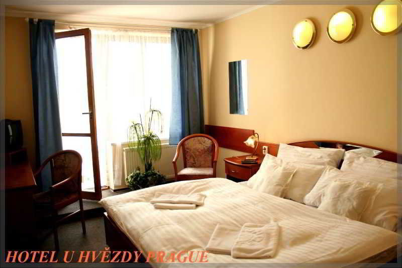 Hotel U Hvezdy ปราก ภายนอก รูปภาพ